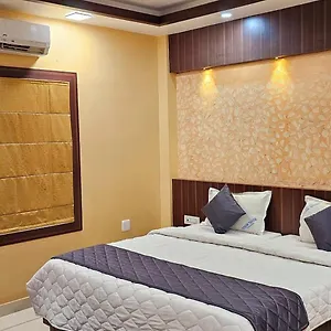 Royal Wings Hotel